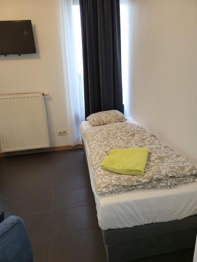 Amber Hostel Szlak Krakau Buitenkant foto