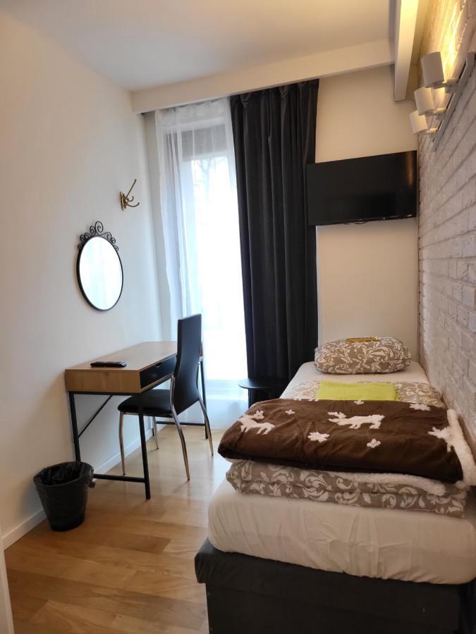 Amber Hostel Szlak Krakau Buitenkant foto