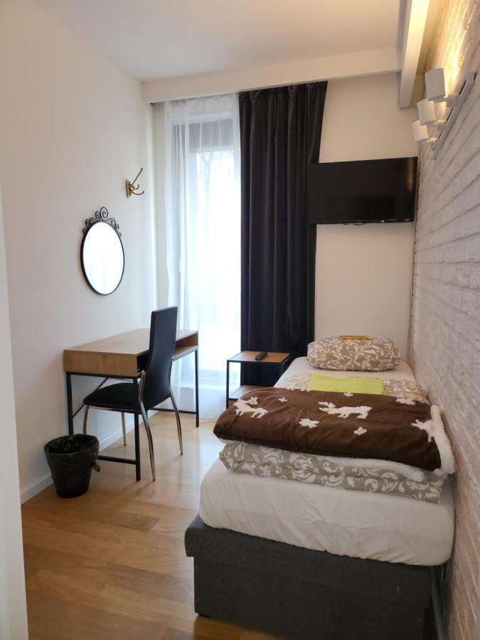 Amber Hostel Szlak Krakau Buitenkant foto